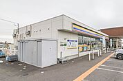 ミニストップ伊勢崎境百々店 558m