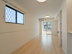 マルベリーガーデン II 1階1LDKのリビング/ダイニング