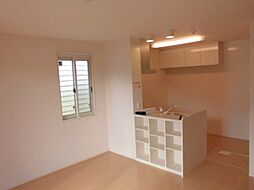 ソナ・ヴェルデ 1階2LDKのリビング/ダイニング