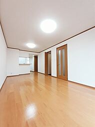 セントラルコート 1階ワンルームのリビング/ダイニング