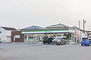 ファミリーマート 伊勢崎今泉町一丁目店 271m