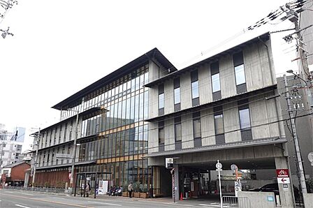 上京区総合庁舎(496m)