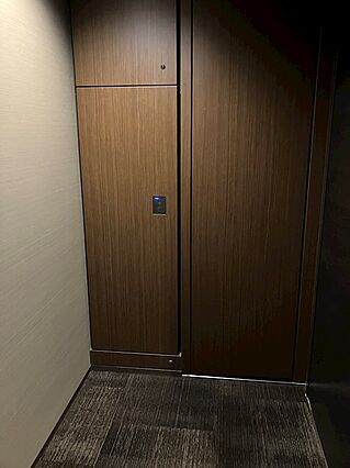 玄関横の専用宅...