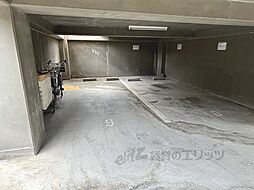 4 / 5