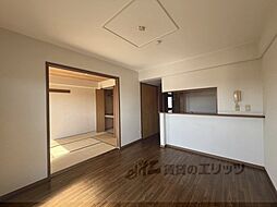 アップルロード 302 3階2LDKのリビング/ダイニング