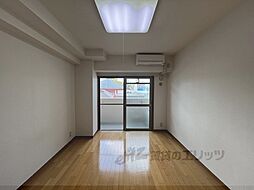 ラフィーネ伊丹II 501 5階1Kのリビング/ダイニング