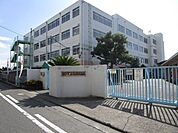 高槻市立奥坂小学校 徒歩28分。 2170m