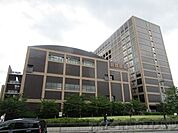 私立関西大学高槻ミューズキャンパス 徒歩16分。 1220m