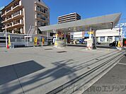 昭和シェル石油ニュー茨木 徒歩35分。 2790m