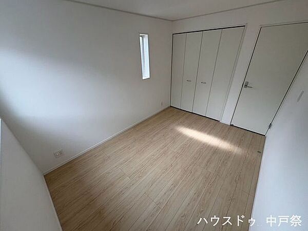 洋室を拡大表示