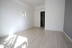 ＴＲＥＥ　ＴＥＲＲＡＣＥ　平和公園 8階1Kのリビング/ダイニング