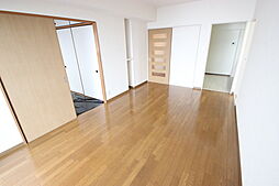 ユアコート横川 9階3LDKのリビング/ダイニング