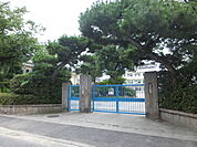 小学校「広島市立大芝小学校まで432ｍ」
