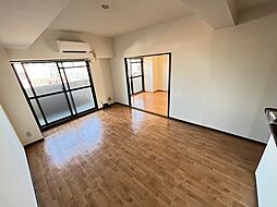 カルフール大町 2階3LDKのリビング/ダイニング