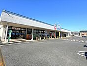 ドラッグストア 750m カワチ薬品間々田店
