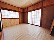 【1階和室】畳の表替えや、壁紙の張り替えを行います♪  ※リフォーム中写真