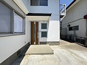 毎日の出入りがスムーズな、ゆとりある玄関スペース