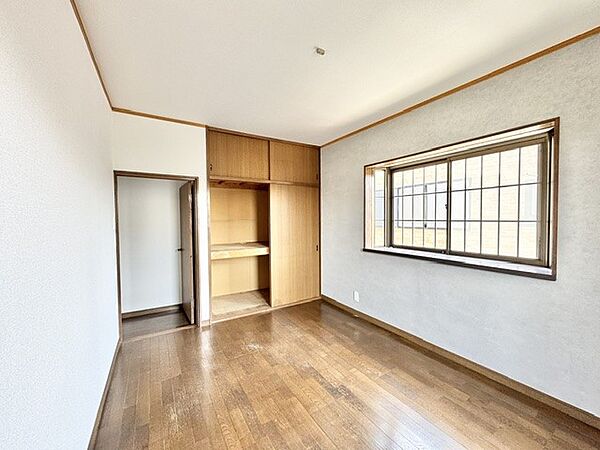 洋室を拡大表示