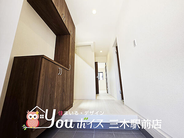 玄関を拡大表示