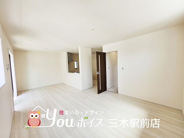 リビング/ダイニングを拡大表示