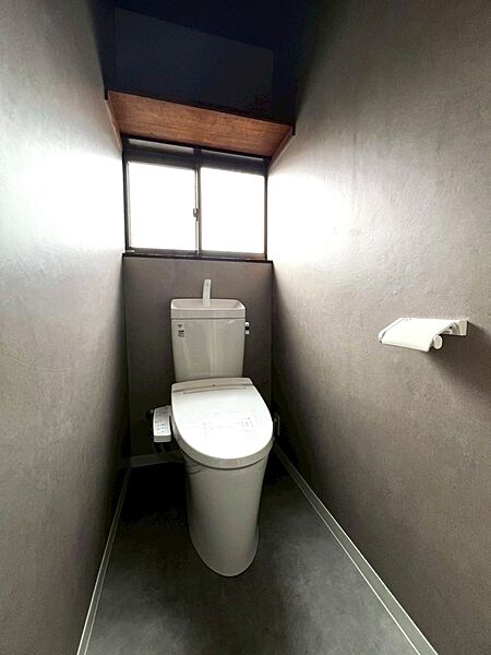 トイレを拡大表示