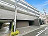 外観：あたたかな陽が差し込む日当り良好の立地です。