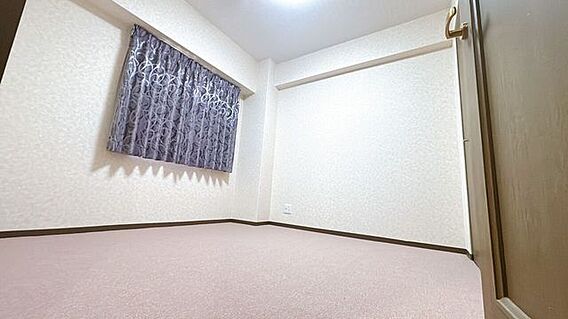 広い居室なので...