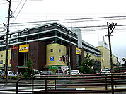アピタ 千代田橋店（376m）