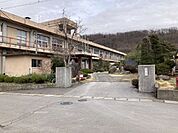 豊殿小学校 800m
