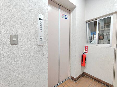 エレベーター完備のため荷物が多くなっても安心。