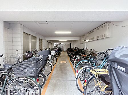 駐輪場も綺麗に整頓されています。※空き状況は都度ご確認下さい。