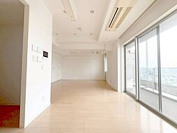伸びやかな空間のなかで、ゆったりとしたひとときを過ごせます。