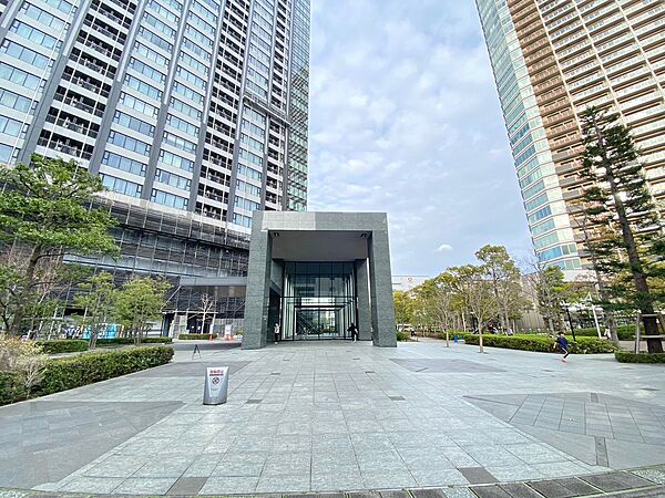 エントランスを拡大表示