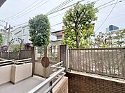陽当たり・通風・開放感に恵まれた環境です。