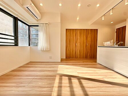 「空間が織り成すひとつ先の住み心地」を演出します。