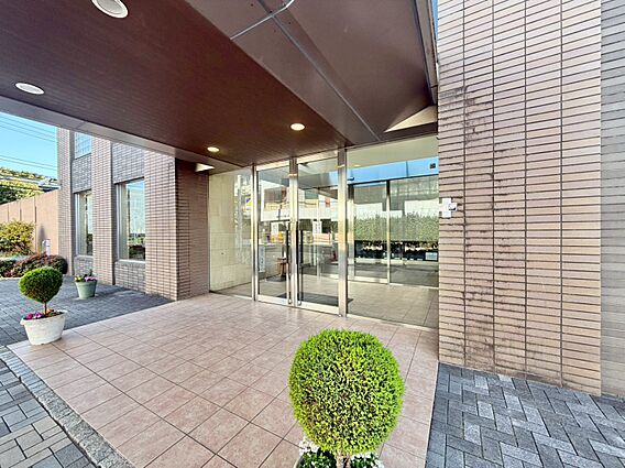 上質感漂う玄関...
