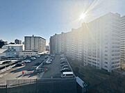 眺望や窓からの景色が良いと、家で過ごす時間も快適です。
