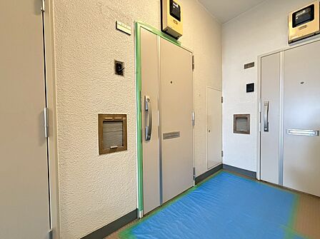 清潔感のある落ち着いた雰囲気の玄関です。