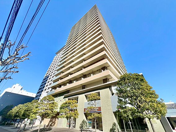 忙しく過ぎゆく...