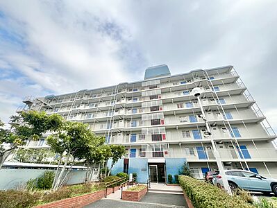 外観：飽きのこないシンプルモダンな外観です。