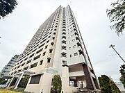 忙しく過ぎゆく日常を置き去るほど、ゆったりした時間が流れる住環境。