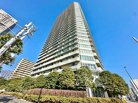 飽きのこないシンプルモダンな外観です。