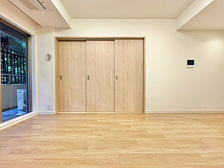 落ち着いた雰囲気に包まれて、伸びやかな空間。