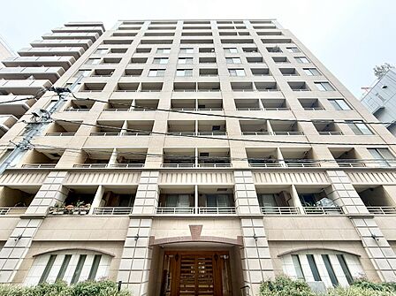 忙しく過ぎゆく日常を置き去るほど、ゆったりした時間が流れる住環境。
