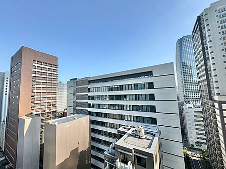 眺望や窓からの景色が良いと、家で過ごす時間も快適です。