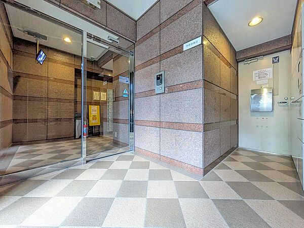 エントランスを拡大表示