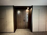 清潔感のある落ち着いた雰囲気の玄関です。