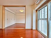 充実した生活は伸びやかな居室空間から始まります。