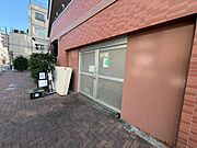 ゴミ置場。綺麗に管理されております。