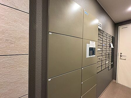 到着時間を気にしたり、再配達の連絡をする手間がかかりません。